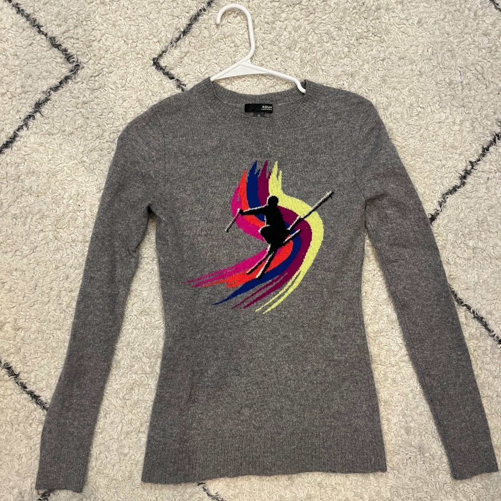 100% Cashmere aqua sweater with skier